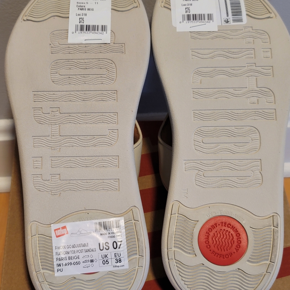 NIB FITFLOP F-Mode Go Adjustable Flatform Toe-Post Sandals Paris Beige Size 7 - Picture 3 of 9